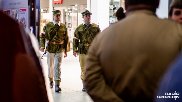 Przedpremierowy pokaz filmu "Wołyń" w Szczecinie. Fot. Konrad Nowak [Radio Szczecin] Szczecinianie zobaczyli "Wołyń" [ZDJĘCIA]