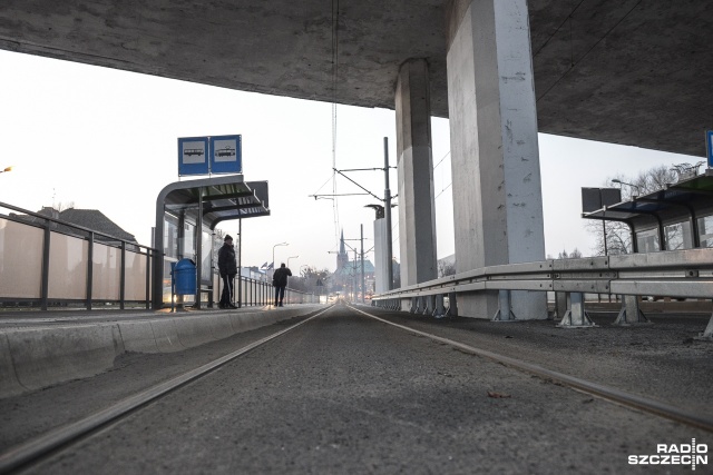 Torowisko na Gdańskiej i Energetyków z powodu awarii zostało już zamknięte, na miejscu ruszyła naprawa popękanych szyn.