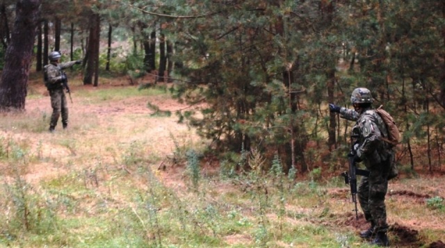 Ochotnicy rozpoczynają służbę wojskową w 12 Brygadzie Zmechanizowanej w Szczecinie. Do koszar Błękitnej Brygady w czwartek i w piątek stawi się blisko 250 ochotników.