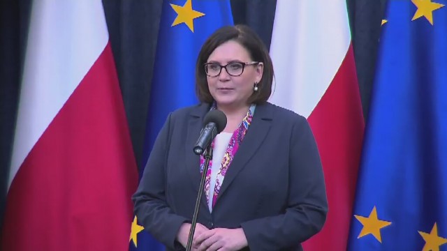Nowelizacja ustawy o mediach publicznych, którą w czwartek podpisał Prezydent RP Andrzej Duda, wejdzie w życie z momentem ogłoszenia ustawy w Dzienniku Ustaw.