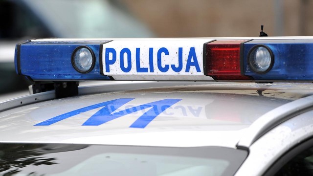 Policjanci zatrzymali sprawcę napadu na ekspedientkę koło Świdwina.