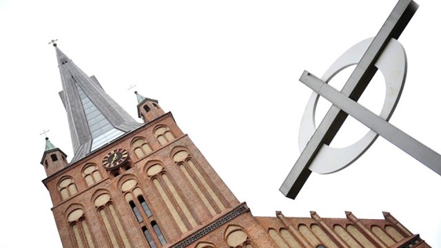 Dziewięć osób dorosłych przygotowuje się do chrztu w specjalnym ośrodku przy szczecińskiej katedrze. Archidiecezjalny Ośrodek Katechumenalny działa od pięciu lat, ale dorośli często nie wiedzą, że jest takie miejsce w Szczecinie.