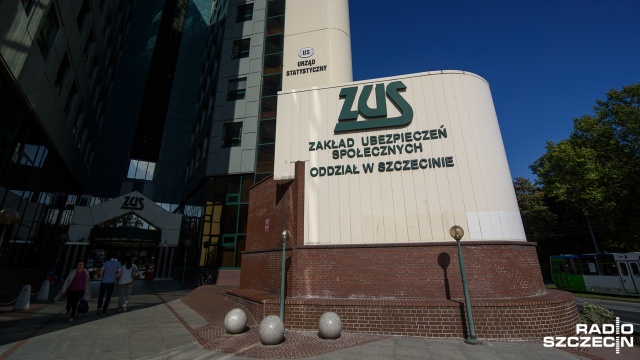 76 procent ankietowanych chce by staż pracy był dodatkowym kryterium przejścia na emeryturę. Sondaż przeprowadził Panel Badawczy Ariadna, na zlecenie Dziennika Gazety Prawnej.