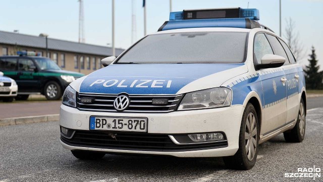 Już ponad tysiąc zgłoszeń od kobiet, które miały paść ofiarą ataków w sylwestrową noc trafiło do niemieckiej policji. Połowa z nich miała podłoże seksualne.