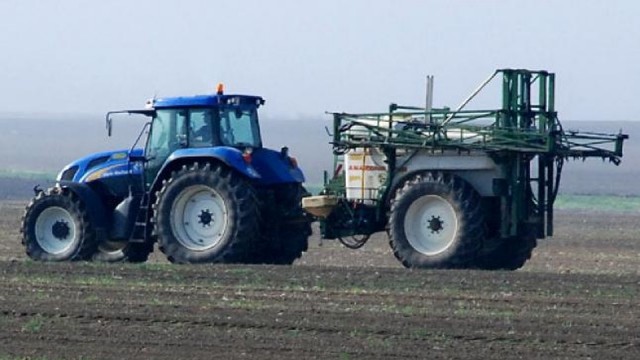 Rolnicy, którzy obsiewali pola na dziko stracą unijne dopłaty. Są gotowe przepisy, które mają uniemożliwić naginanie prawa. Projekt ustawy trafił do konsultacji społecznych.