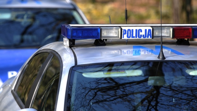 Zderzenie samochodu osobowego z ciężarówką na trasie S3 przez zjazdem na Dąbie. Do wypadku doszło w środę rano.