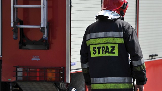 Podróż poślubna młodej pary z Niemiec o mały włos nie zakończyła się wypadkiem. Kobieta i mężczyzna utknęli na klifie w okolicach Międzyzdrojów. Do zdarzenia doszło w sobotę po południu.