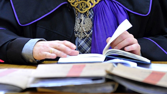 Nad projektem Prawa i Sprawiedliwości, który zakłada m.in. ponowne połączenie funkcji ministra sprawiedliwości i prokuratora generalnego rozmawiali goście poniedziałkowej audycji Radio Szczecin na Wieczór.
