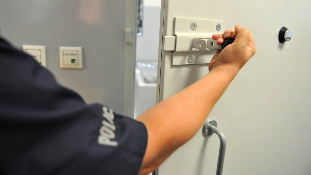 Szczecinianin, który podpalił sklep w centrum Świnoujścia, jest już w rękach policji.