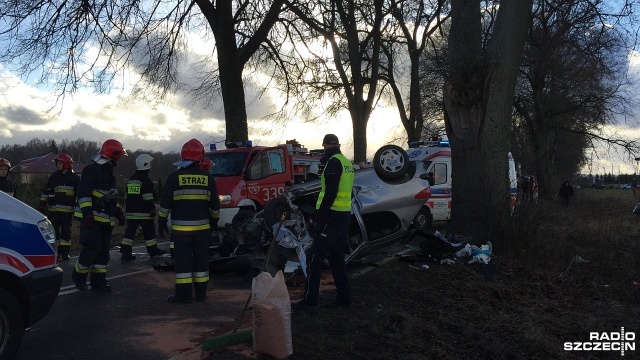Dwie osoby zostały ranne w wypadku na drodze wojewódzkiej nr 205.