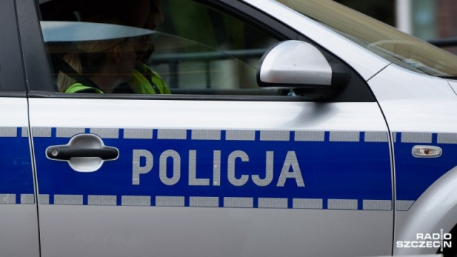 Noc z niedzieli na poniedziałek była spokojna, ale weekend na drogach w województwie i ulicach miasta do bezpiecznych nie należał. Trzy osoby zginęły, a dwie zostały ranne.