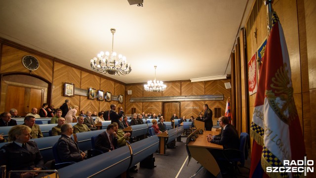 Źle zaparkowane samochody i handlujący nielegalnie pietruszką to nie wszystko. Szczecińscy strażnicy miejscy zmagają się w swojej pracy z dużo bardziej nietypowymi problemami. W poniedziałek, podczas spotkania w sali sesyjnej rady miasta, podsumowali 2015 rok.