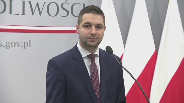 Polskie obozy koncentracyjne, polskie obozy zagłady, polskie obozy śmierci, zbyt często spotykamy się z takimi określeniami - mówi wiceminister sprawiedliwości Patryk Jaki.