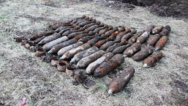 60 sztuk amunicji pod Drawskiem znalazł amator militariów. Skład materiałów wybuchowych, z okresu II wojny światowej był w miejscowości Żółte.