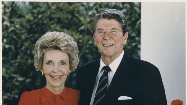 Była pierwsza dama zmarła w swoim domu w dzielnicy Los Angeles, Bel Air. Miała 94 lata.