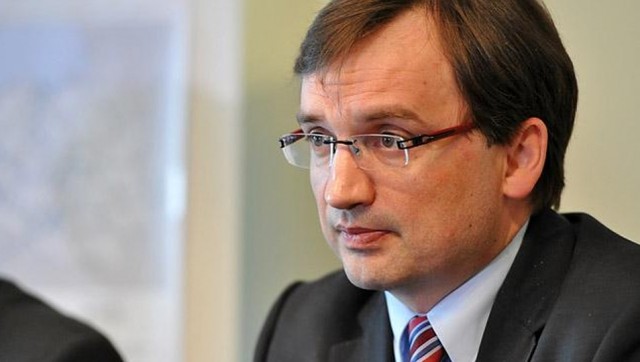 Nowy Prokurator Generalny Zbigniew Ziobro wycofał opinię swojego poprzednika w sprawie ustawy PiS o Trybunale Konstytucyjnym.