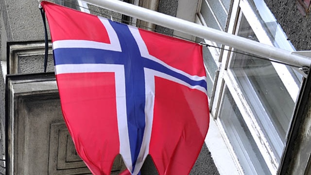 Morderca 77 osób oskarża Norwegię o tortury i nieludzkie traktowanie. We wtorek w Oslo zaczyna się proces w sprawie Andersa Breivika, który prawie od pięciu lat siedzi w więzieniu i który uważa, że panują tam poniżające warunki.