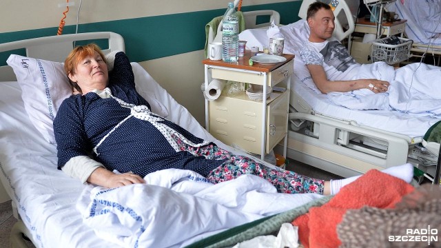 Rodzinny przeszczep nerki metodą małoinwazyjną przeprowadzili lekarze szczecińskiego szpitala na Pomorzanach.