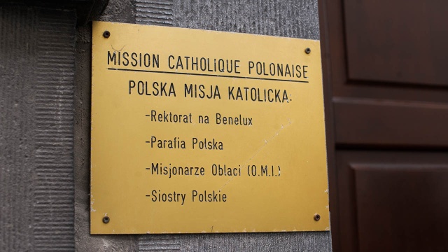 Ksiądz Damian Kopyto prowadzi polską parafię w dzielnicy Saint-Gilles (cztery kilometry od centrum). W rozmowie z reporterem Radiem Szczecin mówi o atmosferze w Brukseli i nastrojach Polaków.