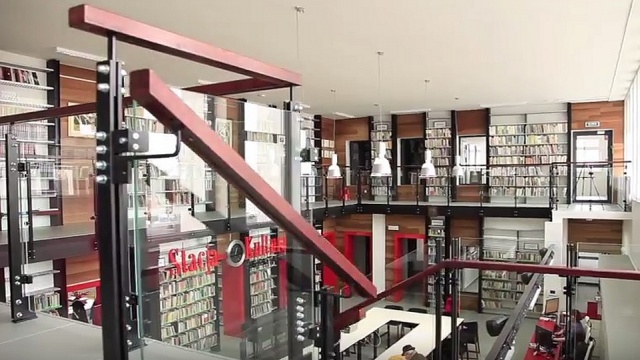 Biblioteka na dworcu w Rumi najpiękniejsza na świecie. Pokonała projekty z Kanady, USA i Chin.