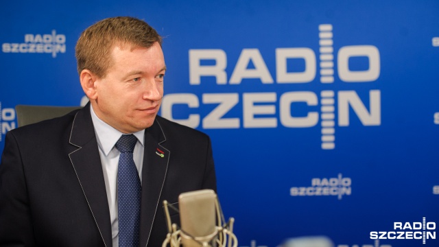 Dotąd nie było uchwał sejmiku, które odnosiłyby się do wyroków Trybunału Konstytucyjnego - przyznał w Radiu Szczecin wicemarszałek województwa.