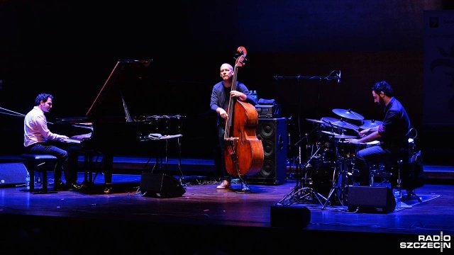 Wirtuoz kontrabasu zagrał w sobotę w szczecińskiej filharmonii. Avishai Cohen, jeden z najważniejszych współczesnych muzyków jazzowych, wystąpił w ramach Szczecin Music Fest.