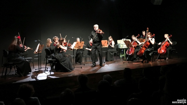 Stanienda zagrał ze SMOK-iem w szczecińskiej Filharmonii.