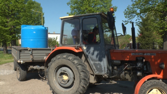 Ponad 12 tysięcy mieszkańców Pyrzyc - czyli prawie wszyscy - są bez wody zdatnej do użycia.