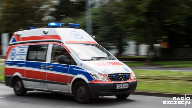 Dziecko potrącone na przejściu dla pieszych na ul. Zaleskiego w pobliżu szczecińskiej Różanki. Do wypadku doszło w piątek ok. godz. 18.