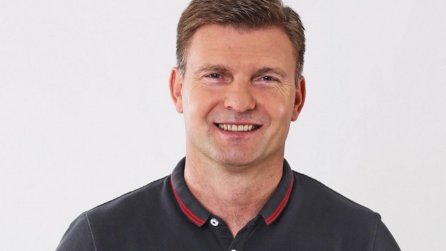 Były piłkarz reprezentacji, srebrny medalista Igrzysk Olimpijskich w Barcelonie, a dziś komentator w Potyczkach Moniki Pyrek stwierdził, że obecna kadra jest mocniejsza od poprzednich.