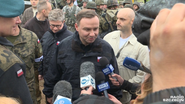 Gratuluję i trzymam kciuki - tak zwycięstwo Polski w meczu z Irlandią Północną skomentował prezydent Rzeczypospolitej Polskiej Andrzej Duda.