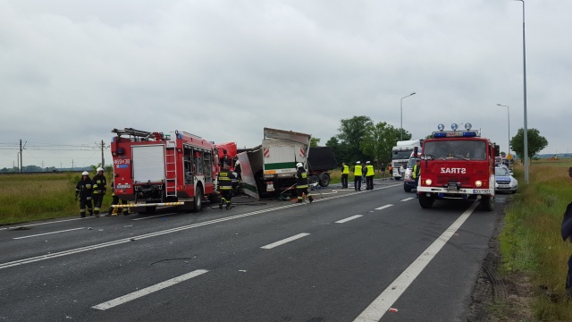 Śmiertelny wypadek na drodze S3 koło Wolina. W poniedziałek ok. godz. 15 doszło tam do zderzenia dwóch ciężarówek. Kierowca jednej z nich zginął na miejscu.