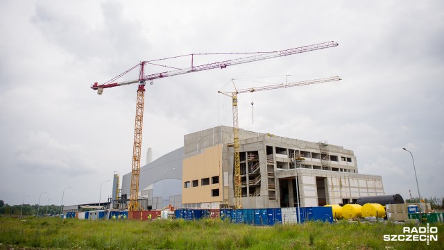 Miasto wypowiada umowę Mostostalowi Warszawa na budowę spalarni śmieci w Szczecinie.