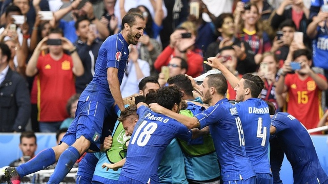 Drużyna z Półwyspu Apenińskiego zrewanżowała się za wysoką porażkę w finale Euro 2012 i w ćwierćfinale spotka się z Mistrzami Świata, reprezentacją Niemiec.