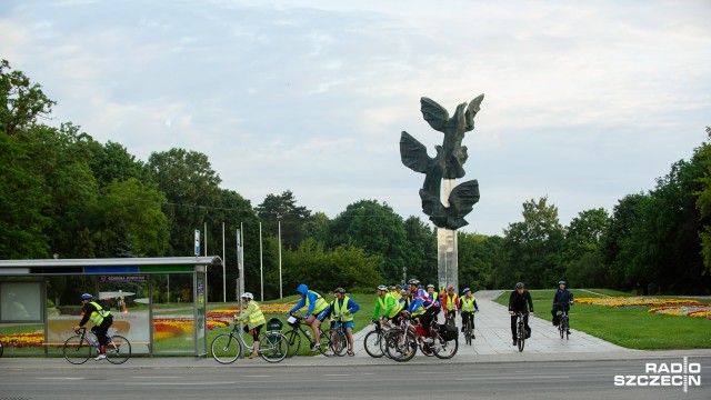 Ruszyła jubileuszowa rowerowa pielgrzymka na Jasną Górę [WIDEO, ZDJĘCIA]