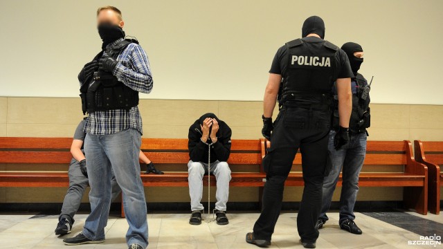 Sąd zgodził się na trzymiesięczny areszt dla mężczyzny ze Szczecina, podejrzanego o morderstwo 18-latki, Alicji J. Grozi mu dożywocie.