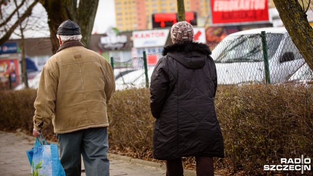 Rząd poparł prezydencki projektu obniżenia wieku emerytalnego w Polsce. Do czego doprowadzą ewentualne zmiany - rozmawiali goście audycji Radio Szczecin na Wieczór.