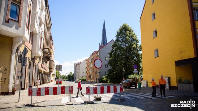Ul. Grodzka, na odcinku od Tkackiej do Kuśnierskiej, i Staromłyńska, od Grodzkiej do ul. Koński Kierat, a także plac Orła Białego w Szczecinie, są zamknięte dla ruchu. To w związku z przygotowaniami do VIII Jarmarku Jakubowego.