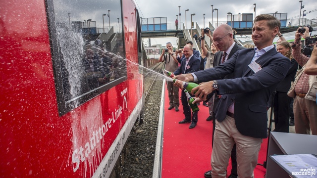 Szczecin - tak od czwartku nazwa się pociąg jeżdżący z Lubeki do stolicy Pomorza Zachodniego. Należący do Deutsche Bahn - Alstom Corradia Lint 41 to nowoczesny klimatyzowany niskopodłogowiec.