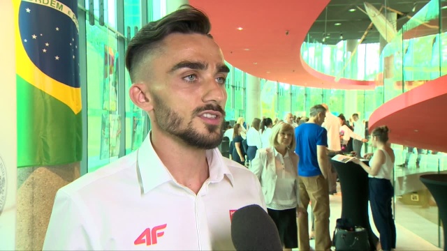 Nie mam szacunku dla tych, którzy stosują doping - mówi polski lekkoatleta Adam Kszczot, który w biegu na 800 metrów podczas igrzysk olimpijskich ma szansę na zdobycie medalu.