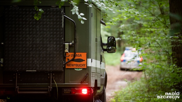 Stara gaśnica przyczyną alarmu bombowego na szczecińskim Osowie. Spacerowicze znaleźli w lesie przedmiot, który ich zdaniem przypominał minę przeciwpiechotną.