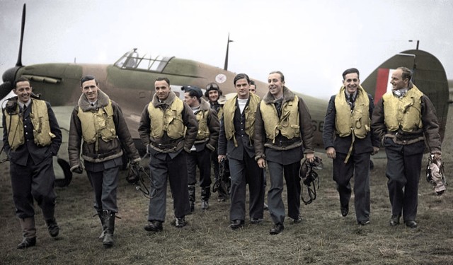 Powstaje film o polskich pilotach walczących w bitwie o Anglię. Pierwszy klaps na planie zdjęciowym filmu Dywizjon 303 padł w Drwalewie pod Warszawą.