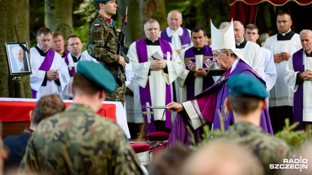 Szczecin pożegnał zachodniopomorskiego wojewodę. Piotr Jania zmarł w ubiegłym tygodniu. Miał 64 lata.