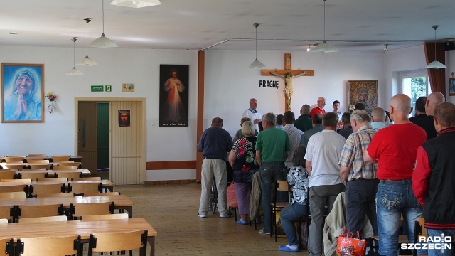 4 września Matka Teresa z Kalkuty zostanie ogłoszona świętą. W piątek o godz. 18 na Bulwarze Gdańskim w Szczecinie rozpoczęło się dziewięciodniowe nabożeństwo poprzedzające kanonizację albańskiej zakonnicy. To właśnie tu posługuje siedem sióstr Misjonarek Miłości ze zgromadzenia, które założyła przyszła święta.