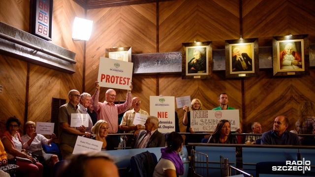 Prezydent Szczecina podczas sesji rady miasta zapewnił, że nie będzie schroniska dla bezdomnych zwierząt na Osowie przy ulicy Chopina.