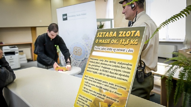Jak rozpoznać fałszywy banknot Tego będzie można dowiedzieć się w sobotę w szczecińskim oddziale NBP. Narodowy Bank Polski organizuje dni otwarte.