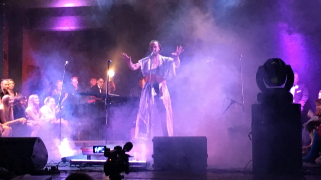 20. urodziny świętuje Teatr Brama z Goleniowa. W piątek wieczorem w Goleniowskim Domu Kultury odbyła się jubileuszowa gala, podczas której przypomniano historię teatru.