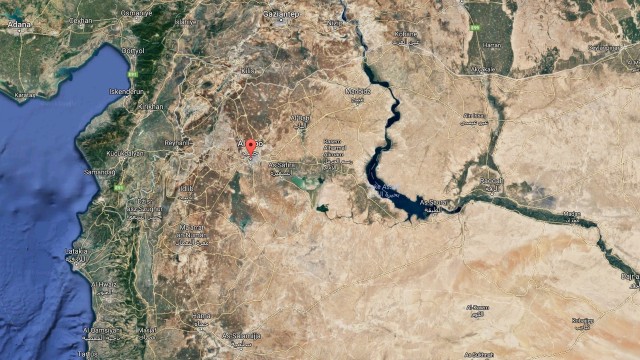 Ciężarówka z pomocą humanitarną dla syryjskiej prowincji Aleppo została ostrzelana z powietrza - podaje Polska Agencja Prasowa. Zginęło 12 osób, w tym wolontariusze Czerwonego Krzyża.