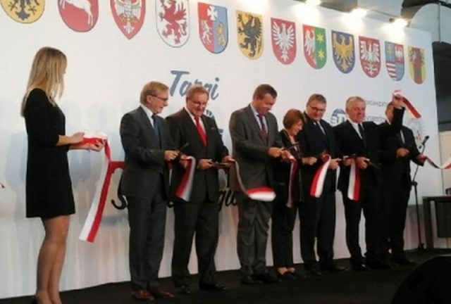 Szufada z dziczyzny, węgorz i kołobrzeskie piwo posmakowały jury targów Smaki regionów. Trzy produkty i dwa dania z Pomorza Zachodniego zdobyły kulinarne Perły.