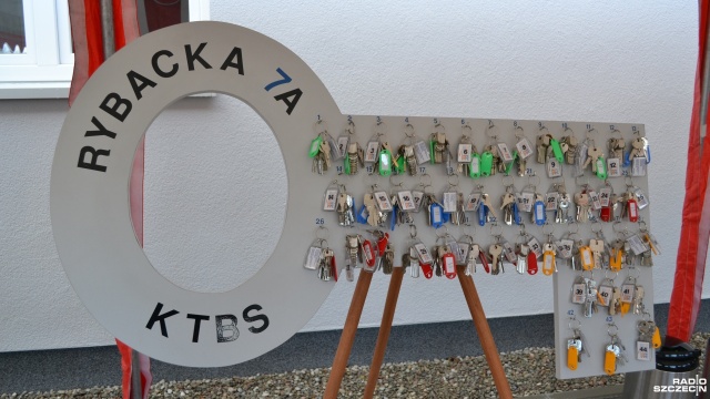 We wtorek lokatorzy mogli odebrać klucze do lokali przy ulicy Rybackiej z rąk prezydenta miasta. Część z nich na taką chwilę czekała latami.